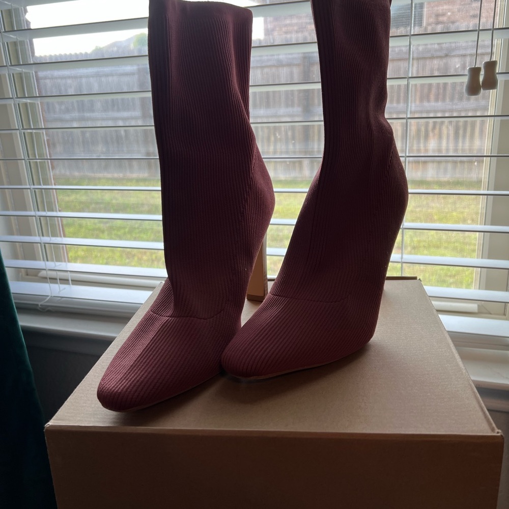 Pinkish/ Burgundy Heeled Boots with Pointed Toe and Sock Fit